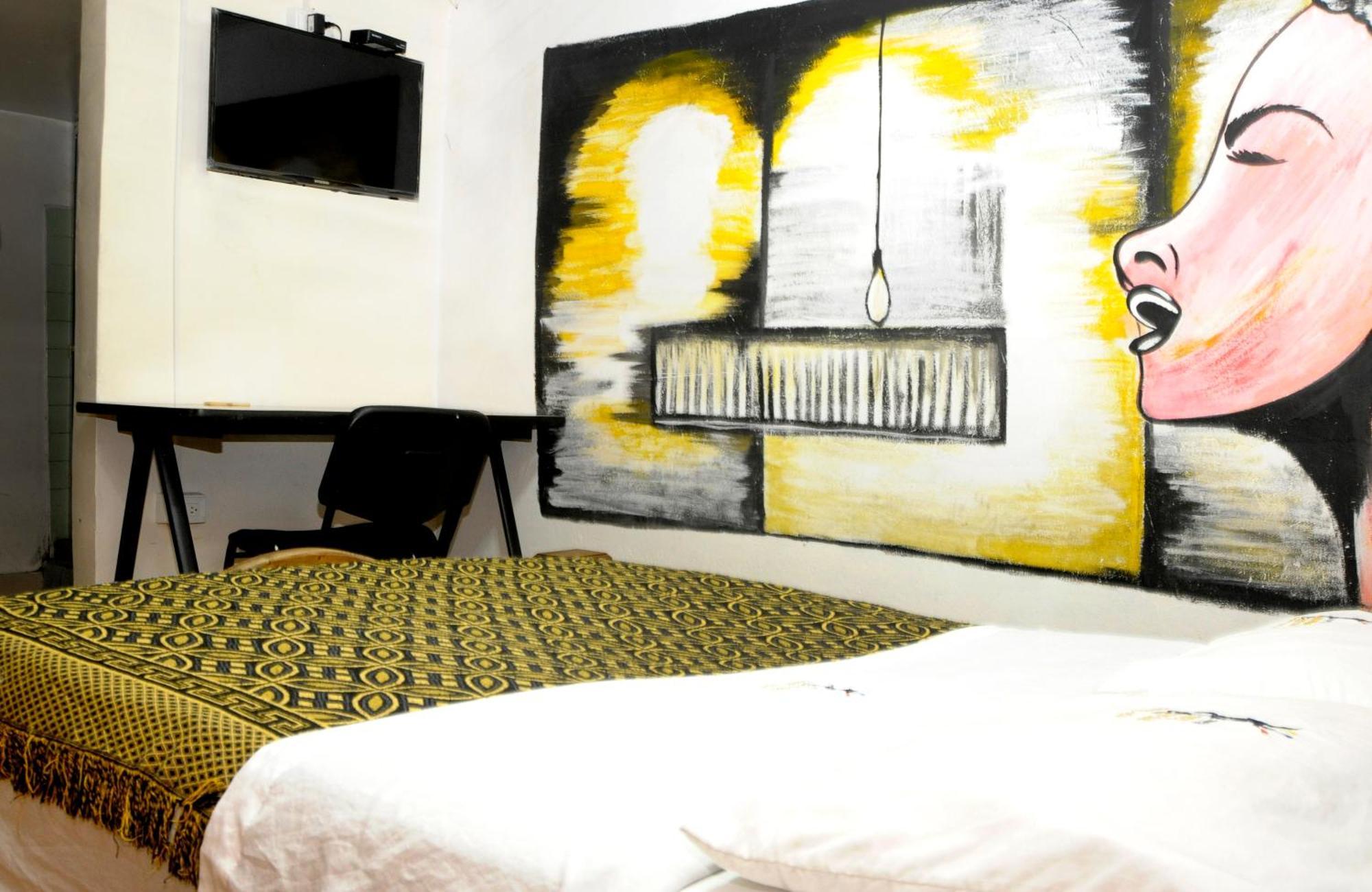 H C De Quevedo Hotel Bogota Bagian luar foto